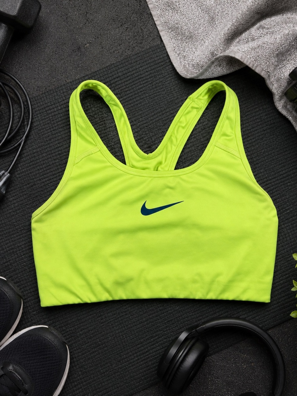 Nike Dri-FIT Neon Volt Sports Bra Women’s Medium Racerback Medium Support